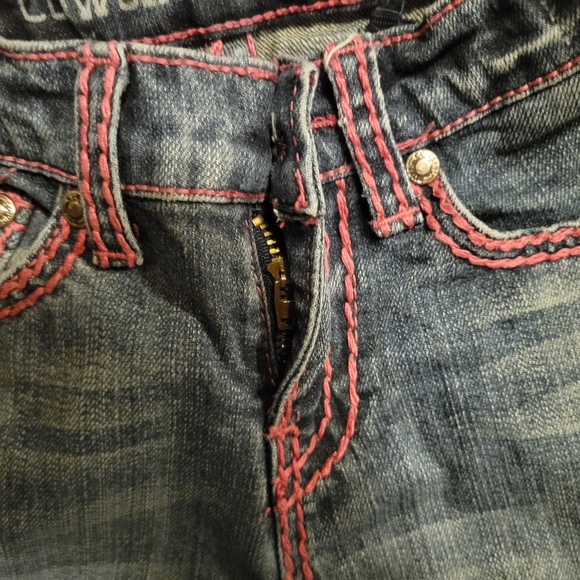 2- Pair Cowgirl Tuff Jeans - Picture 11 of 12